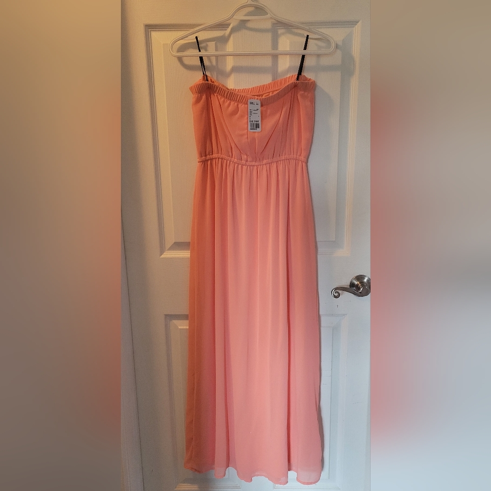 Elegant Peach Strapless Maxi Dress